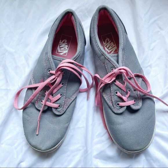Vans Kids Grey with Pink Shoe Laces - Picture 1 of 10